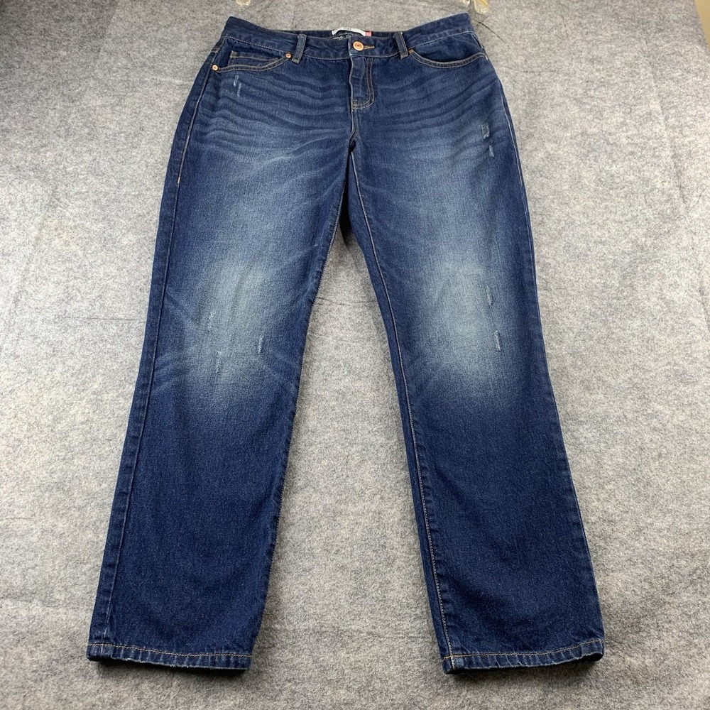 Cabi‎ Women's Size 8 Distressed Dark Wash Malibu Straight Leg Jeans Inseam 28"